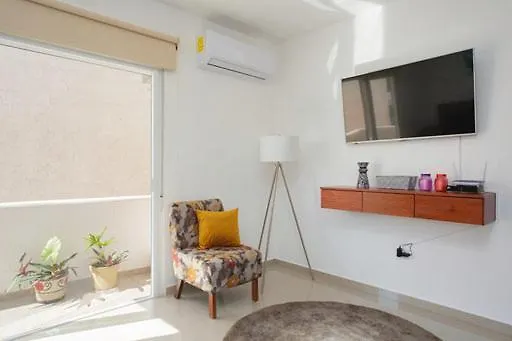 Aparthotel Riviera Suites