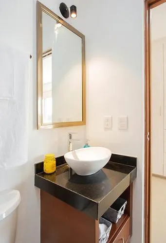 Aparthotel Riviera Suites